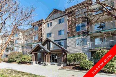 Abbotsford West Apartment/Condo for sale:  2 bedroom 979 sq.ft. (Listed 9600-05-06)